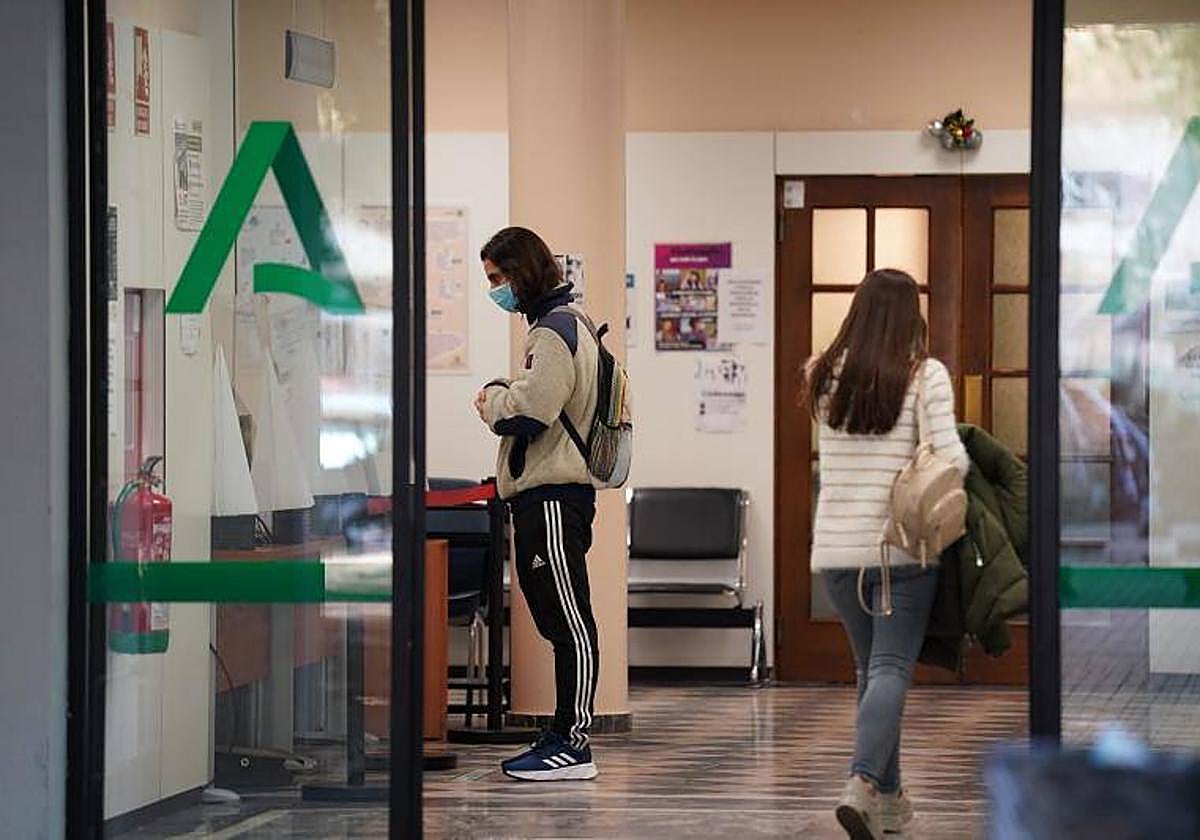 Andalucía aclara cuándo retirará la obligatoriedad de llevar